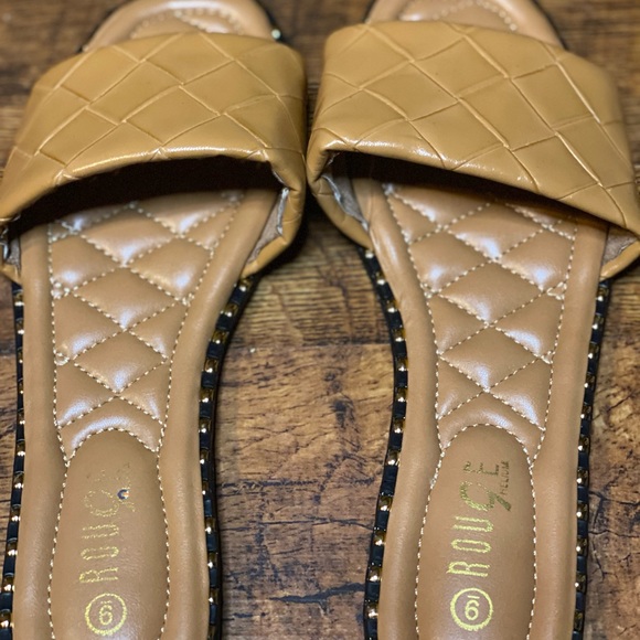 Slide Sandals - Picture 3 of 4